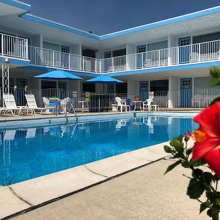 Isle Of Capri Motel Норт Уайлдууд Екстериор снимка
