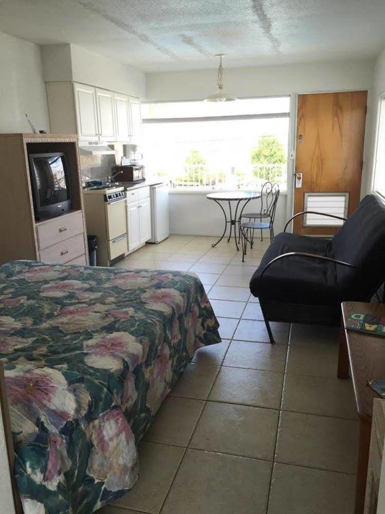 Isle Of Capri Motel Норт Уайлдууд Екстериор снимка